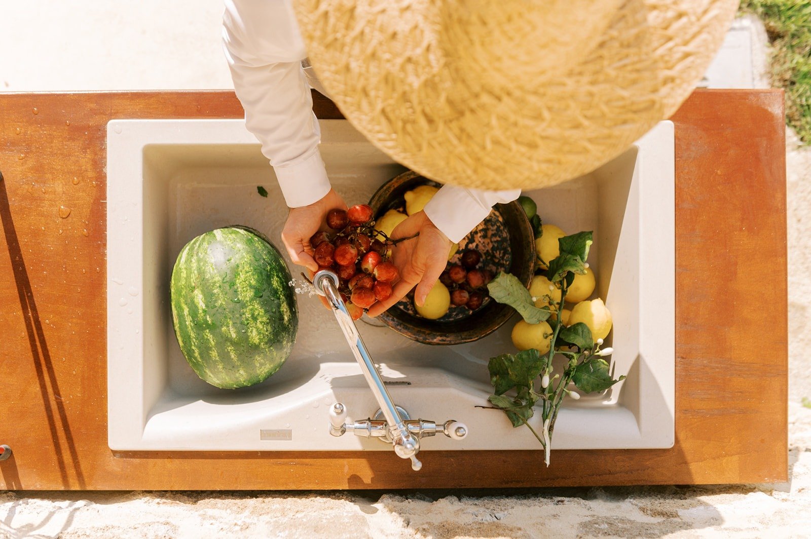 Culinary Experiences and Wine Tasting in Rhodes: A Feast for the Senses